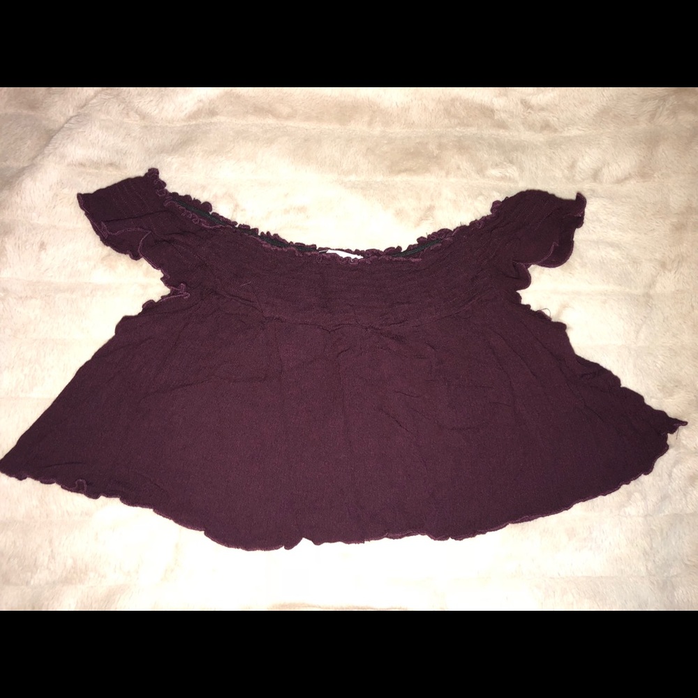 Bouncy off the shoulder crop top